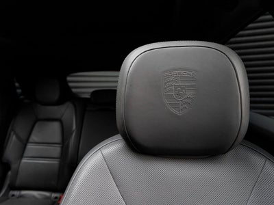 2023 Porsche Cayenne Base