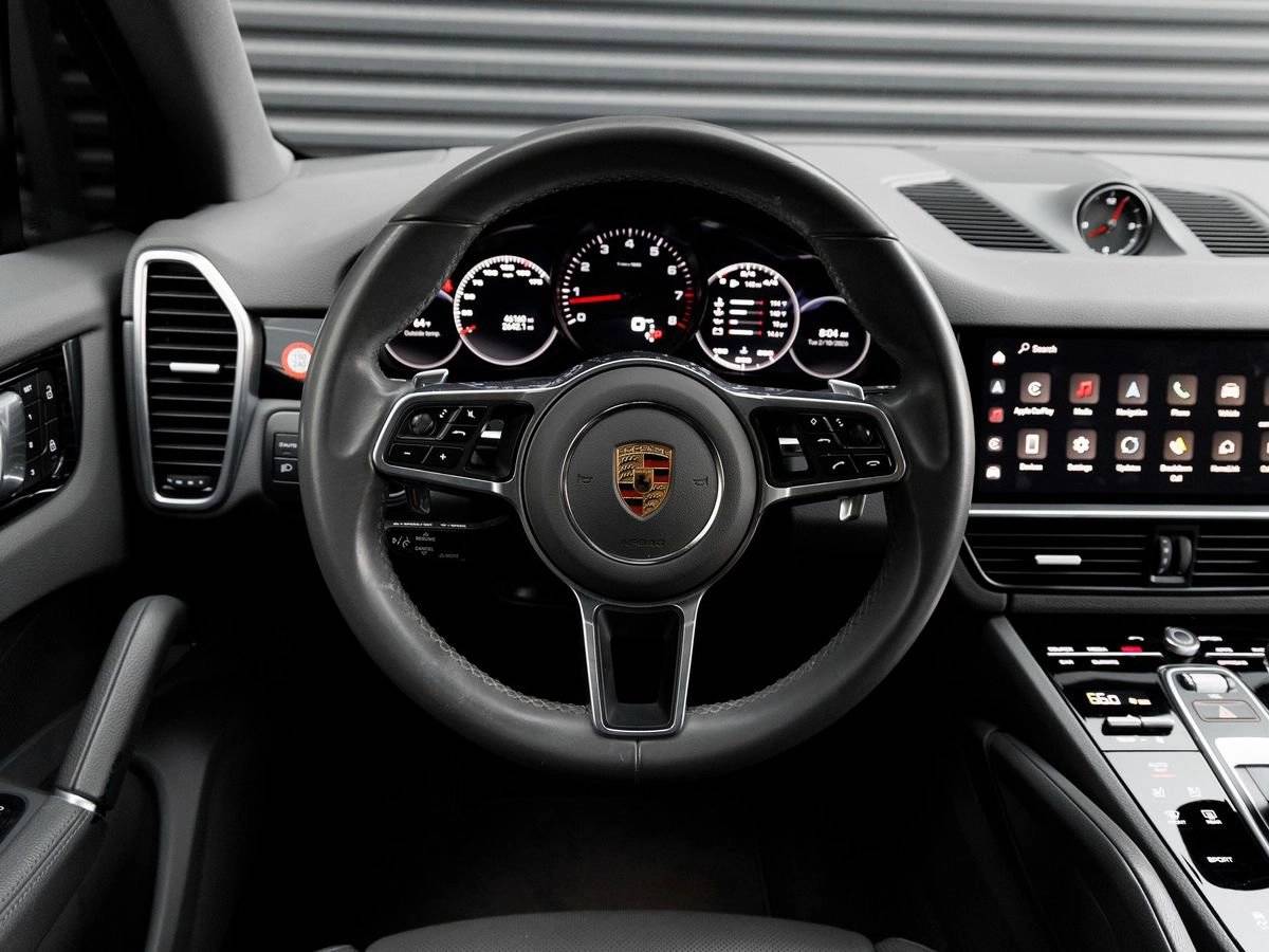 2023 Porsche Cayenne Base