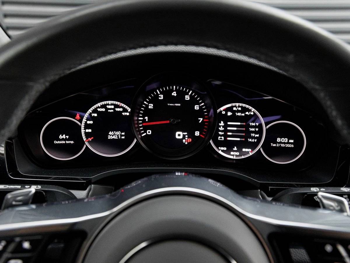 2023 Porsche Cayenne Base