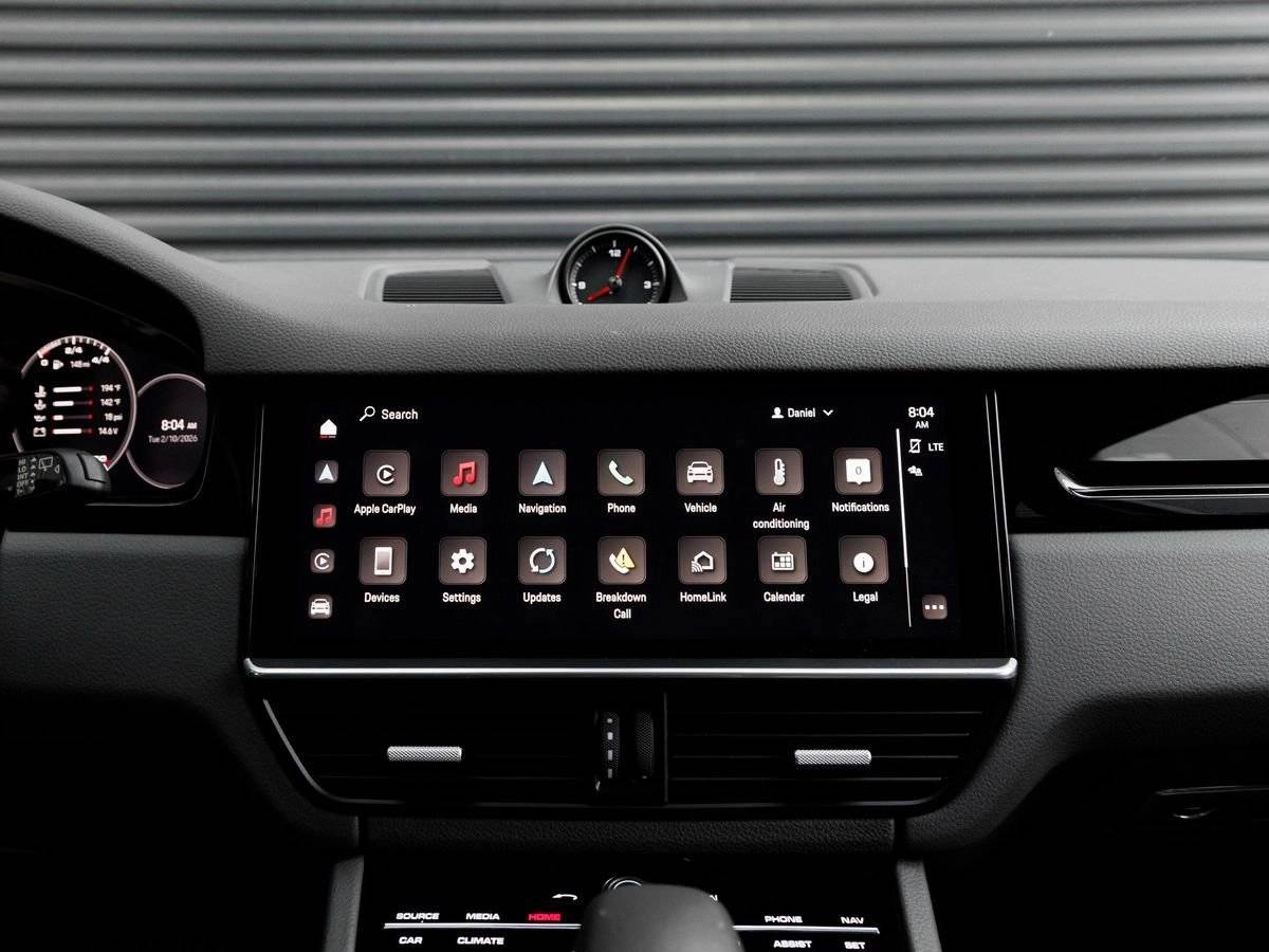 2023 Porsche Cayenne Base