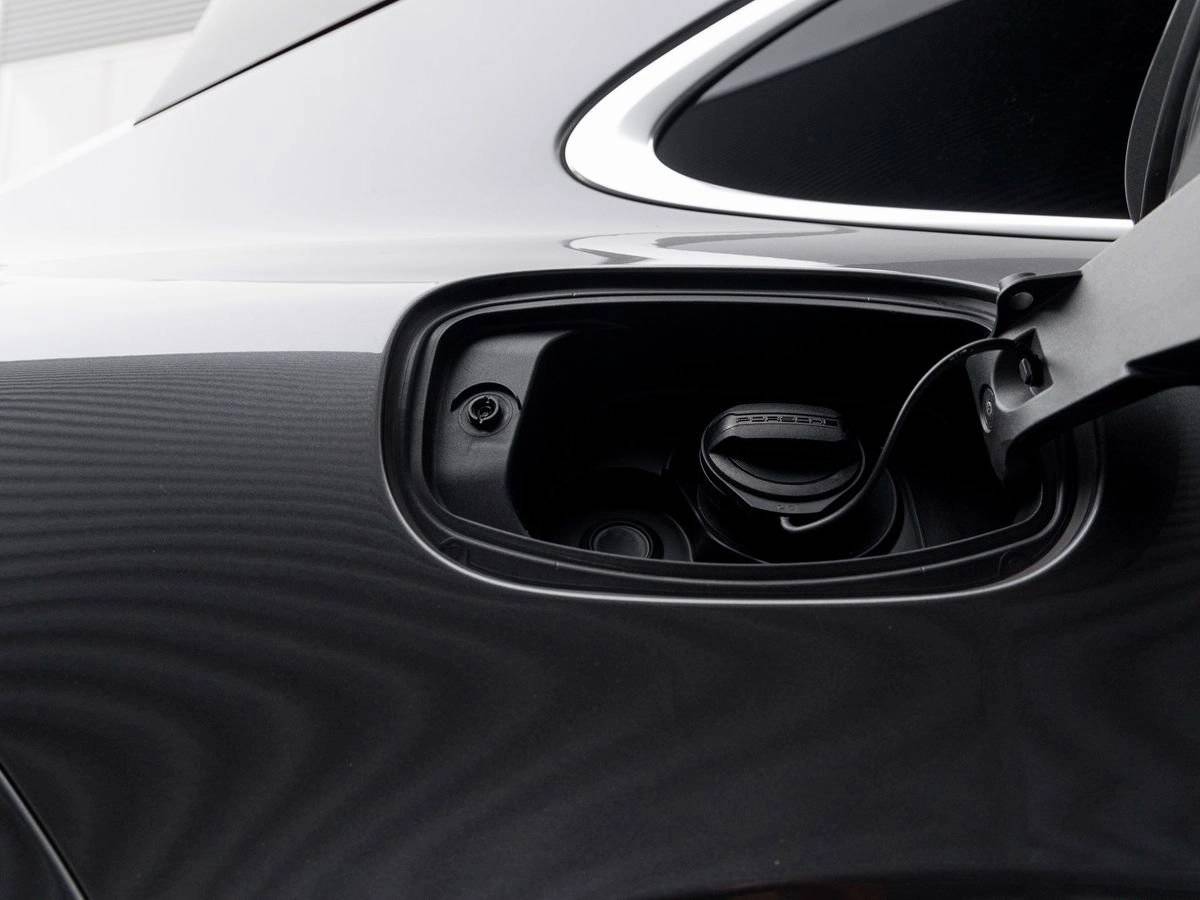 2023 Porsche Cayenne Base