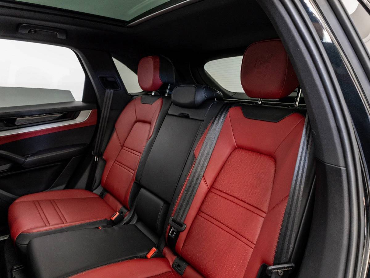 2026 Porsche Cayenne Cayenne