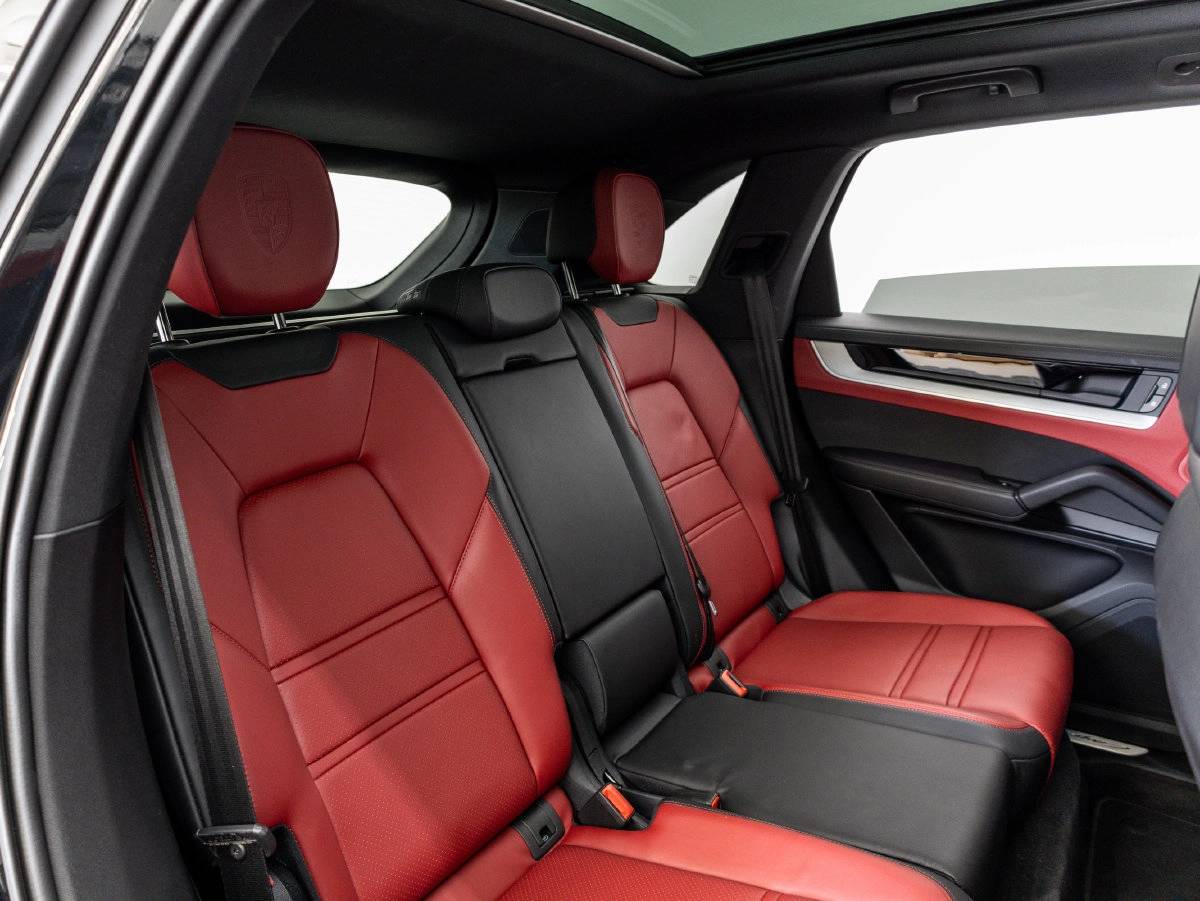 2026 Porsche Cayenne Cayenne