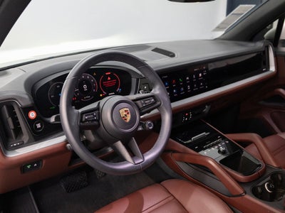 2024 Porsche Cayenne Base