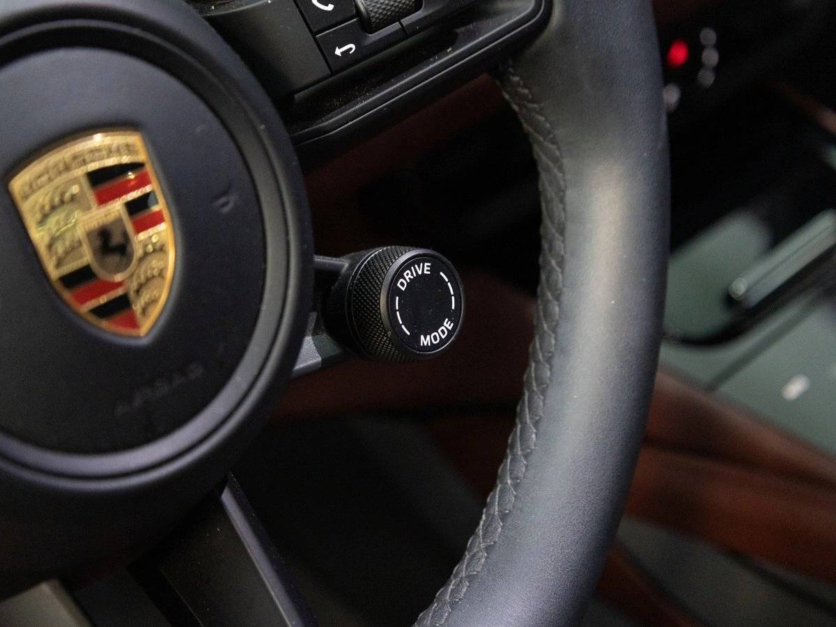 2024 Porsche Cayenne Base