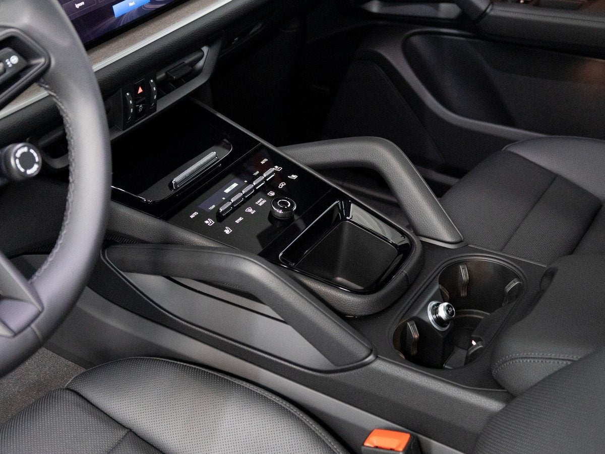 2026 Porsche Cayenne Base