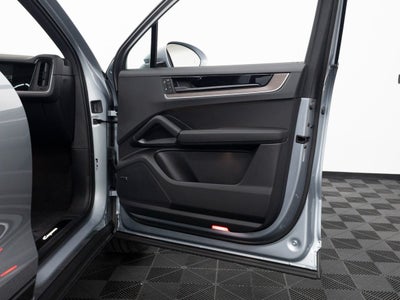 2026 Porsche Cayenne Base