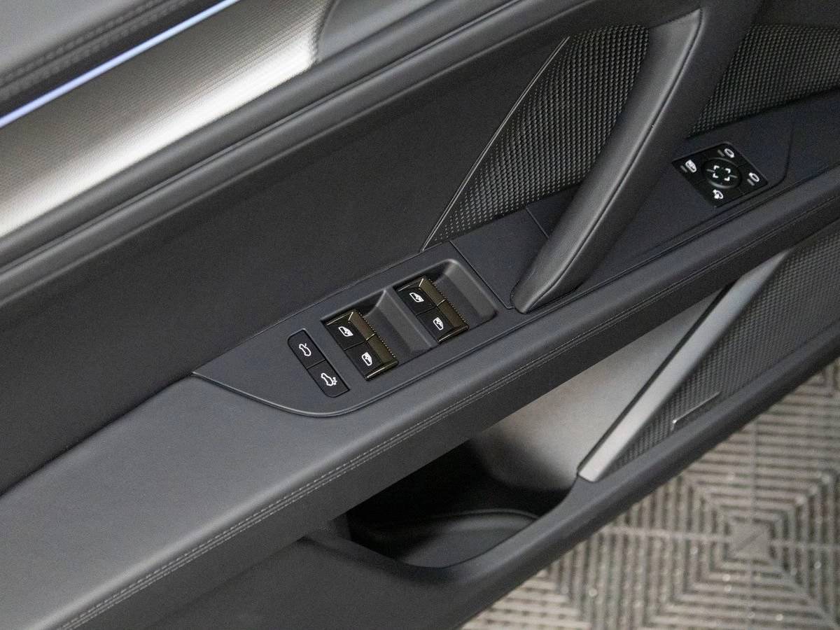 2026 Porsche Cayenne Cayenne Electric