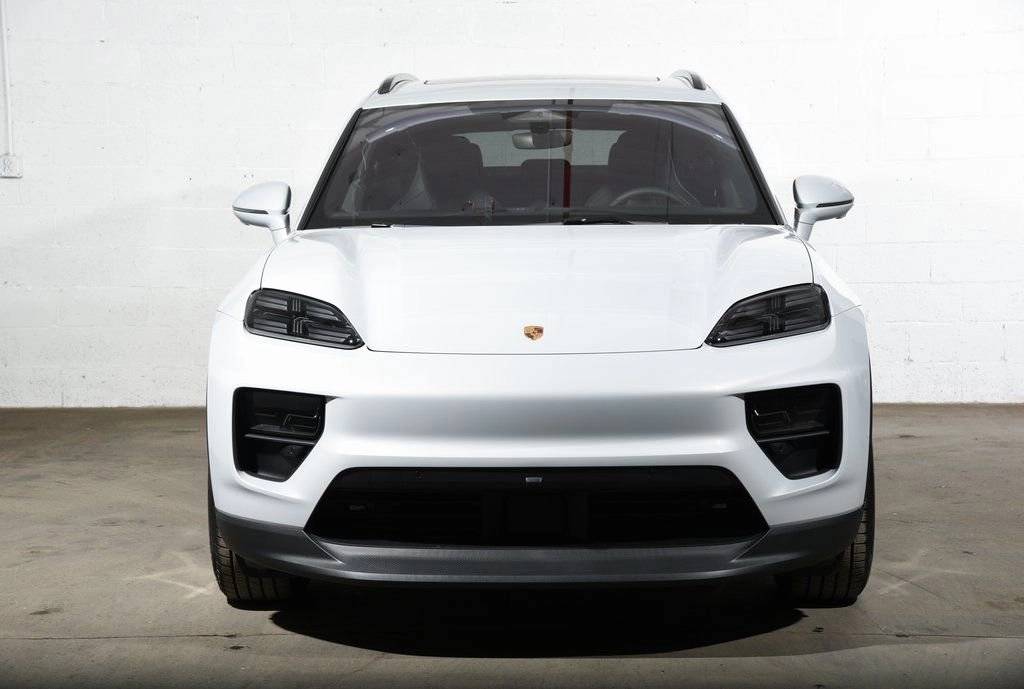 2026 Porsche Macan 4 Electric