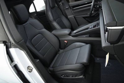 2026 Porsche Macan 4 Electric