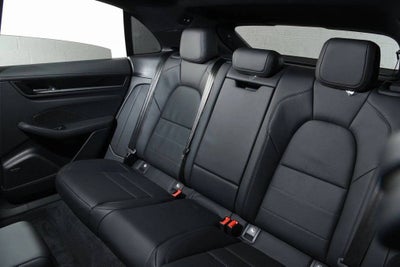 2026 Porsche Macan 4 Electric