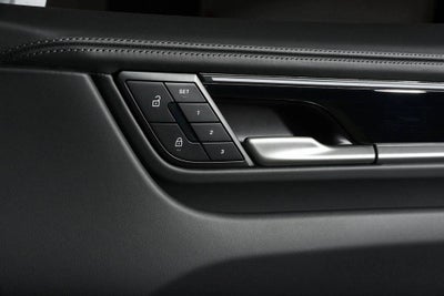 2026 Porsche Macan 4 Electric