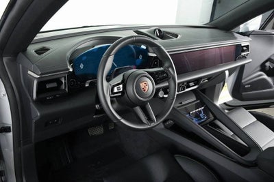 2026 Porsche Macan 4 Electric