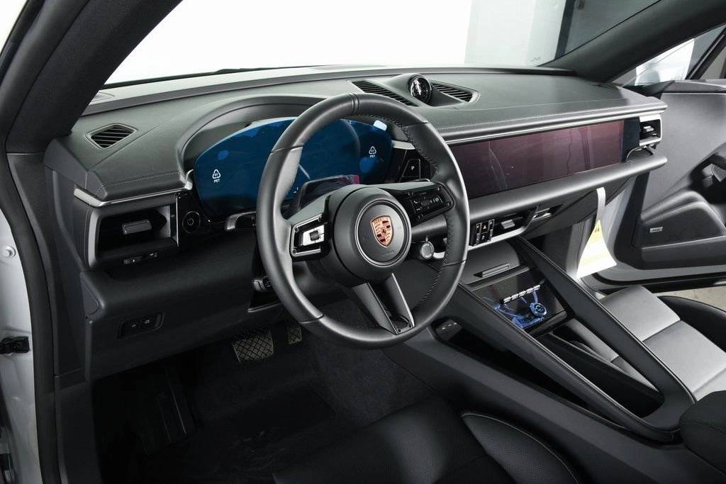 2026 Porsche Macan 4 Electric