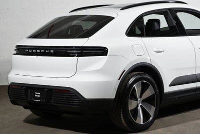 2026 Porsche Macan 4 Electric