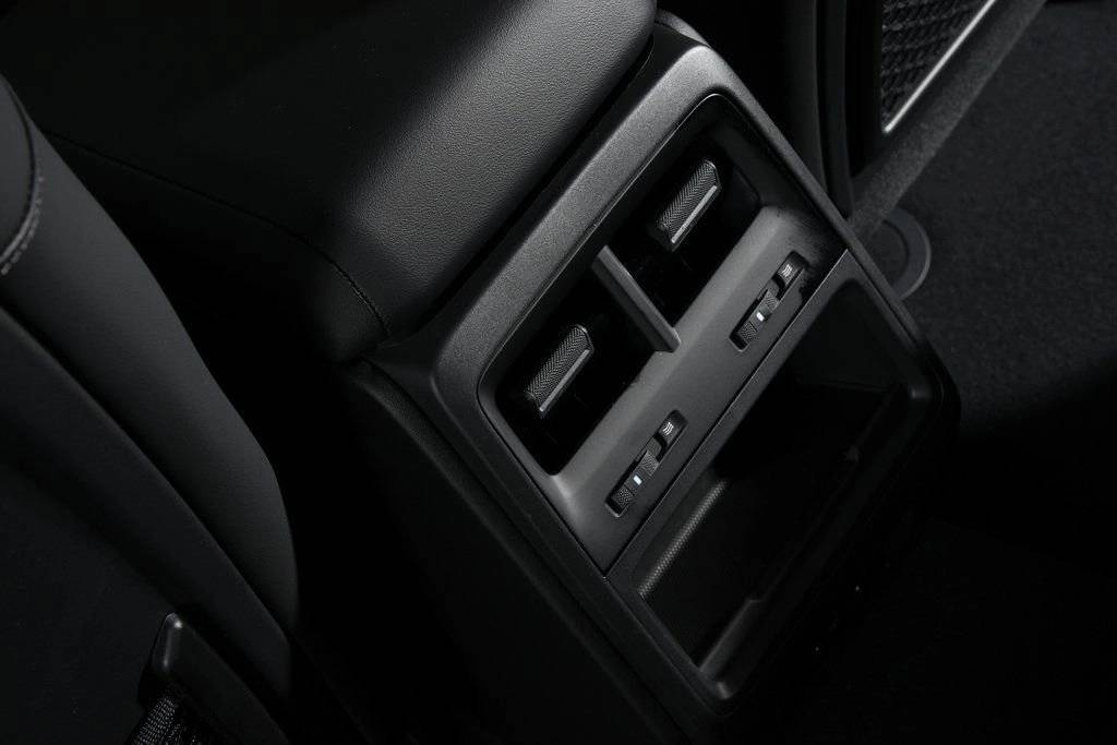 2026 Porsche Macan 4 Electric