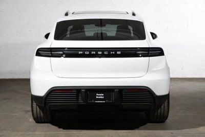 2026 Porsche Macan 4 Electric