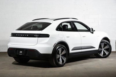 2026 Porsche Macan 4 Electric