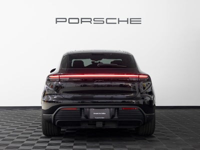 2026 Porsche Macan 4 Electric