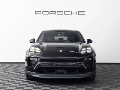 2026 Porsche Macan 4