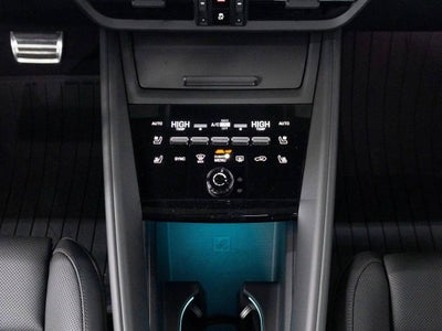 2026 Porsche Macan 4 Electric