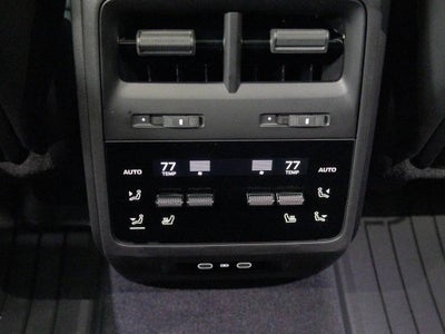 2026 Porsche Macan 4 Electric