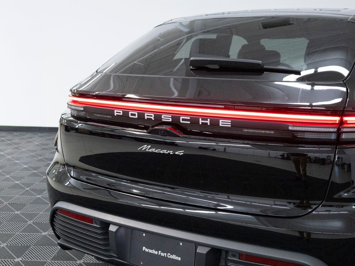 2026 Porsche Macan Macan 4 Electric