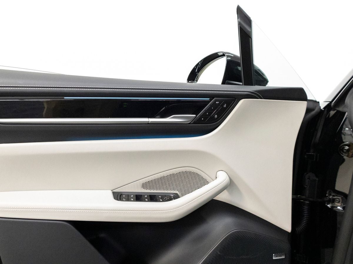 2026 Porsche Macan Macan 4 Electric
