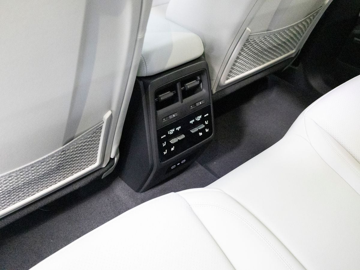 2026 Porsche Macan Macan 4 Electric