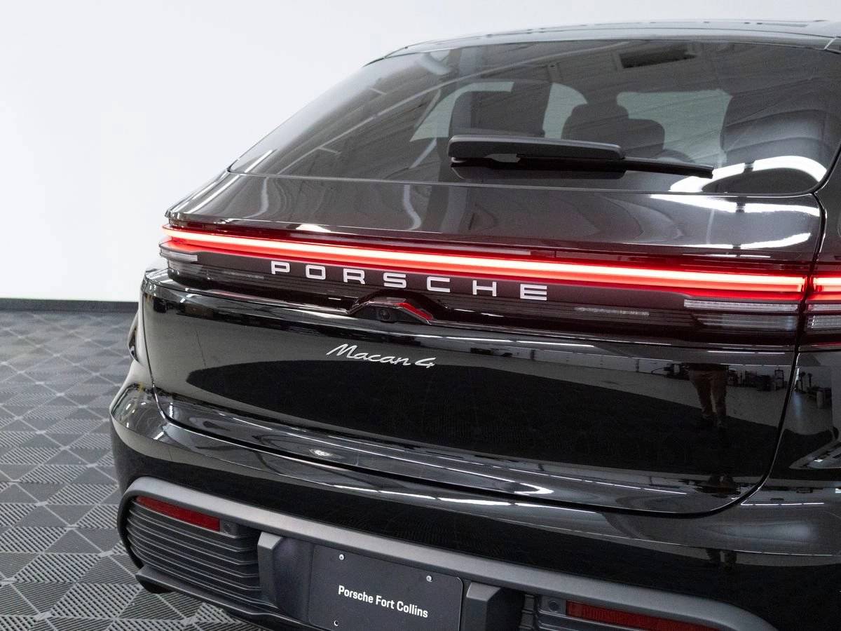 2026 Porsche Macan Macan 4 Electric