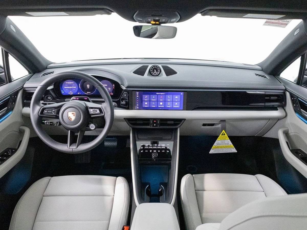2026 Porsche Macan Macan 4 Electric