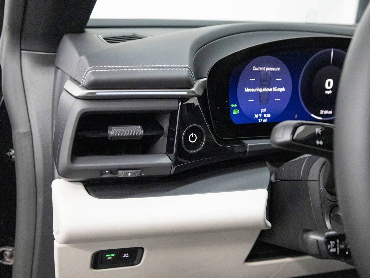 2026 Porsche Macan Macan 4 Electric