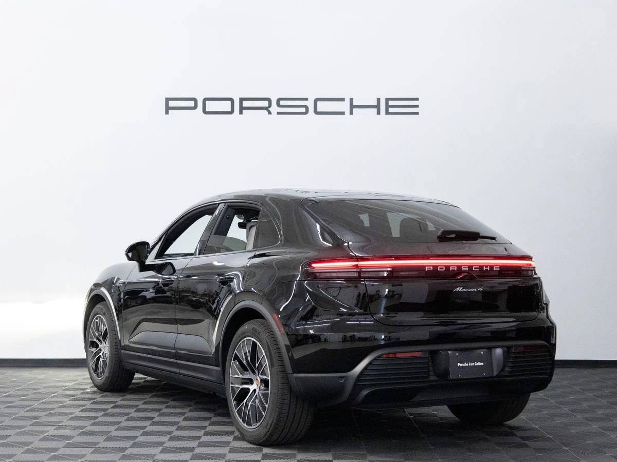 2026 Porsche Macan Macan 4 Electric