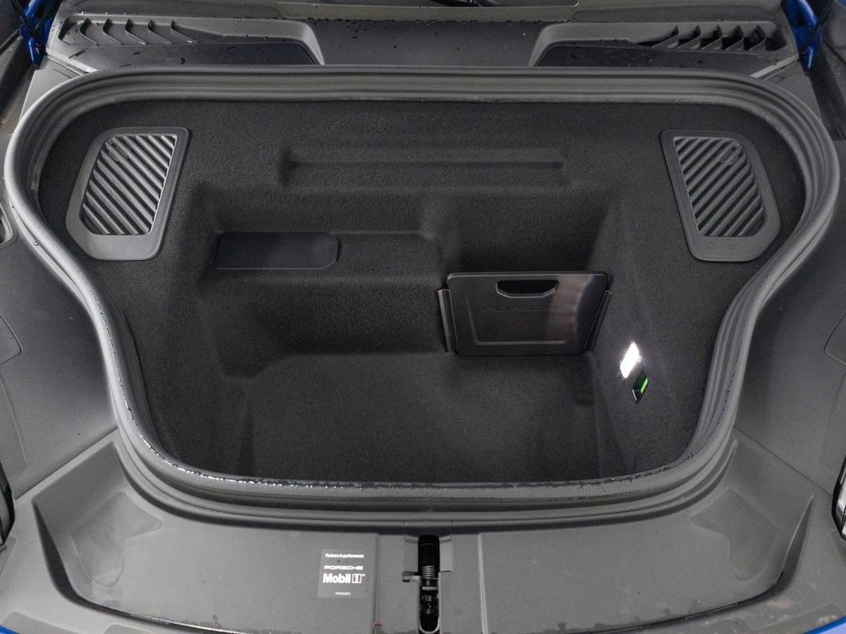 2026 Porsche Macan 4 Electric