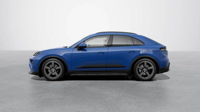 2026 Porsche Macan 4