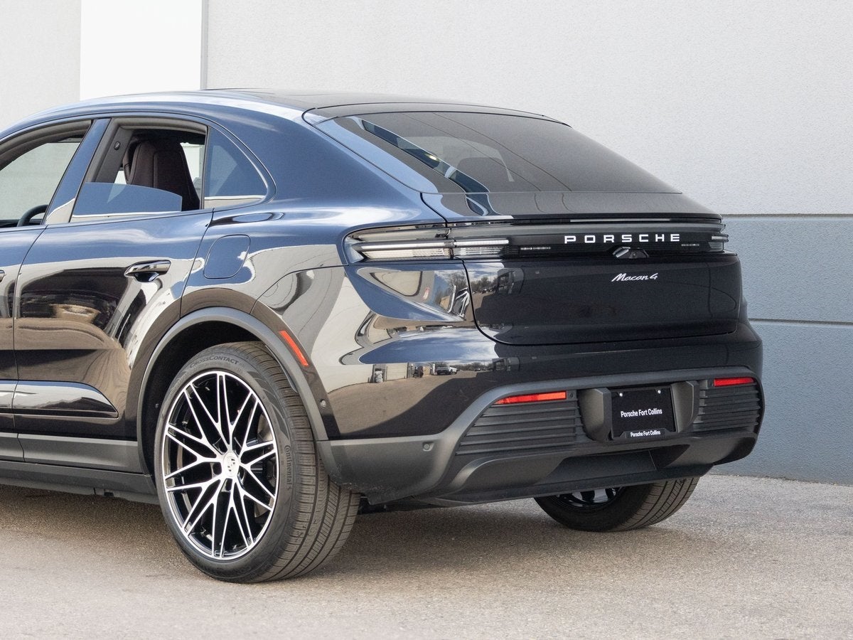 2025 Porsche Macan 4