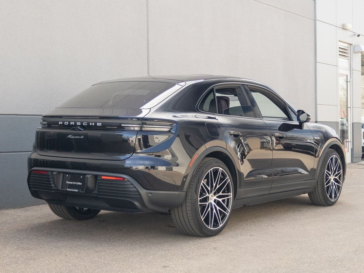 2025 Porsche Macan 4