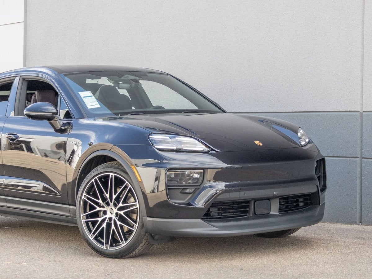 2025 Porsche Macan 4