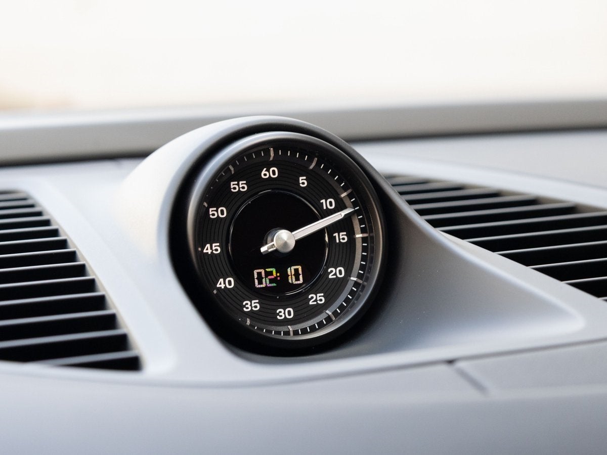 2025 Porsche Macan 4