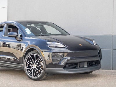2025 Porsche Macan 4