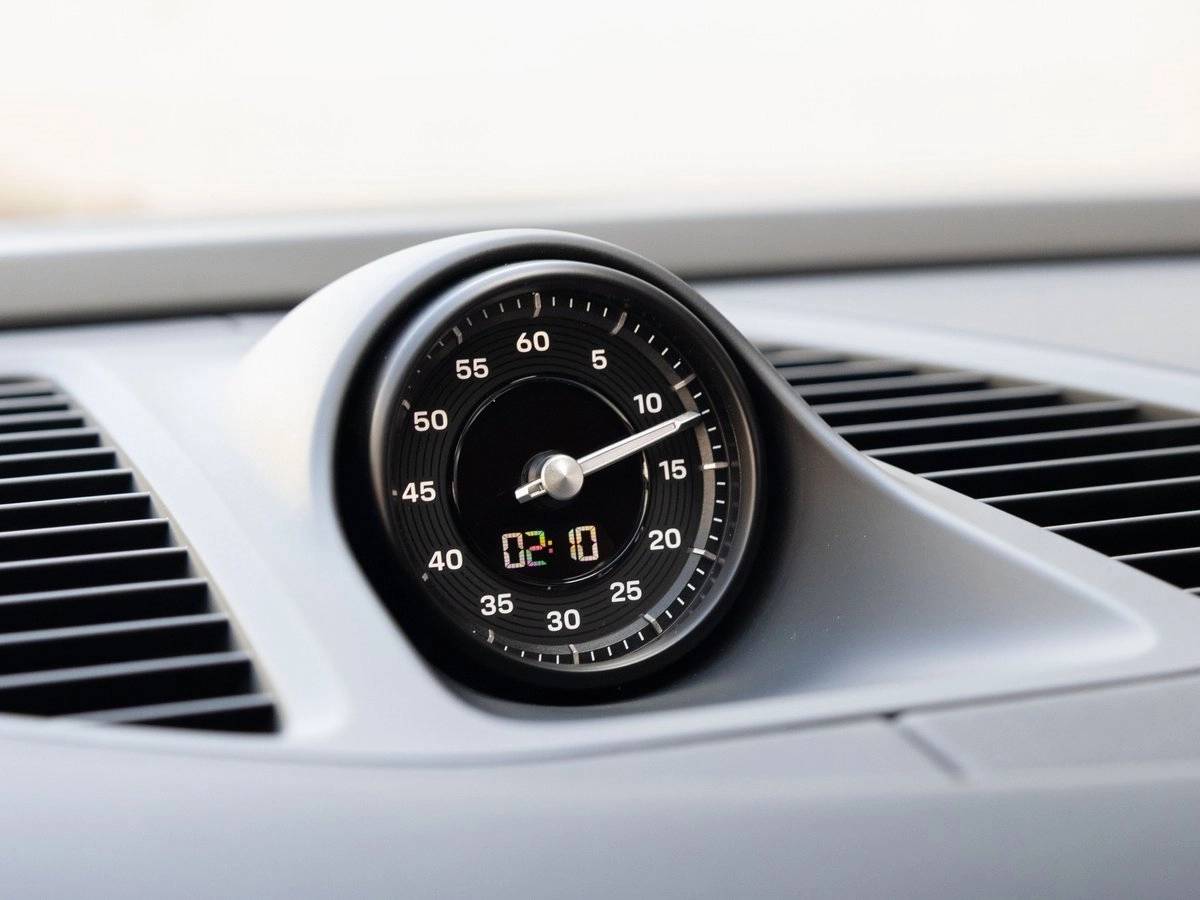 2025 Porsche Macan 4