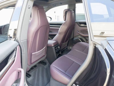 2025 Porsche Macan 4