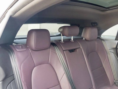 2025 Porsche Macan 4