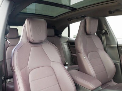 2025 Porsche Macan 4