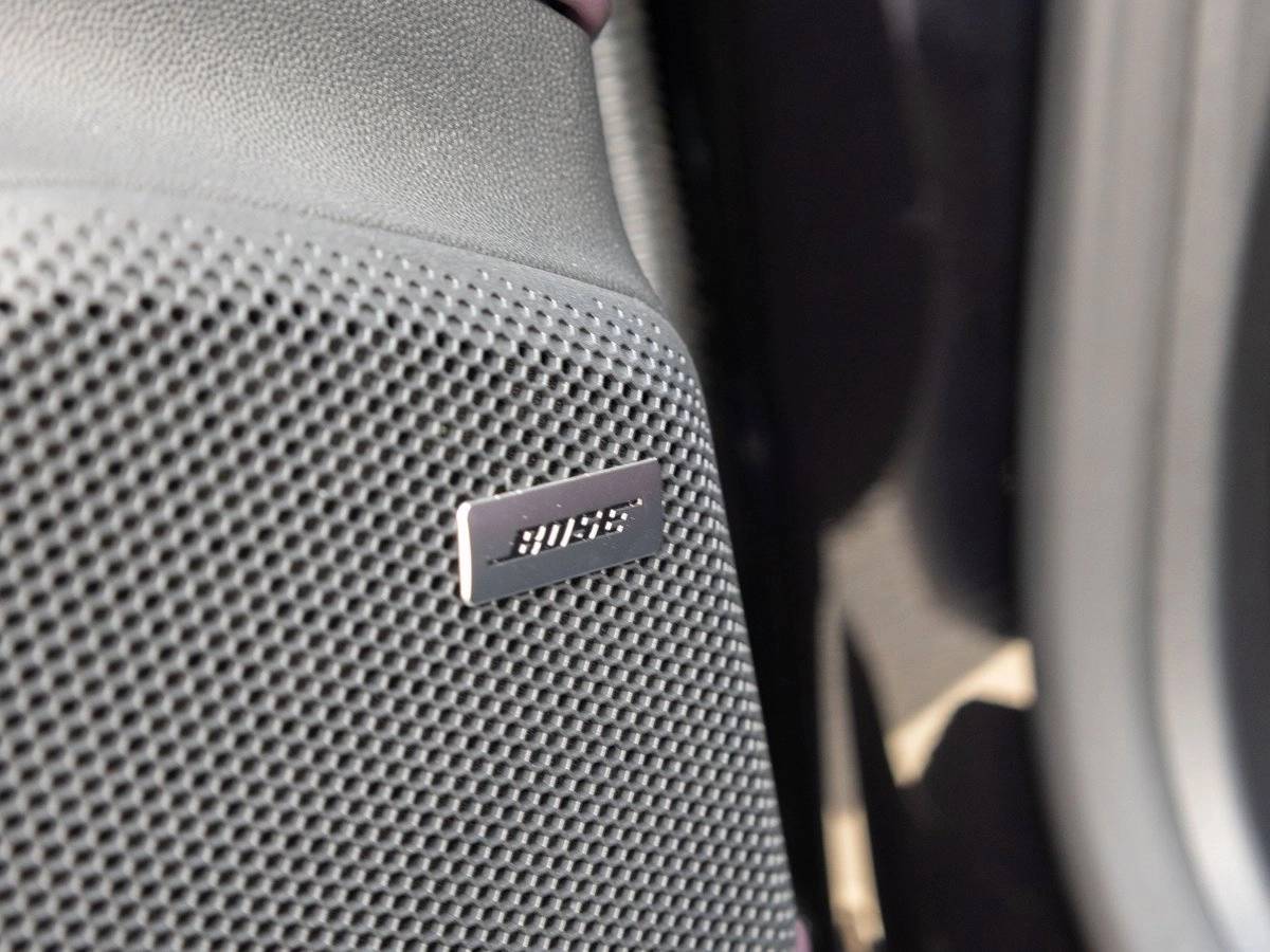 2025 Porsche Macan 4