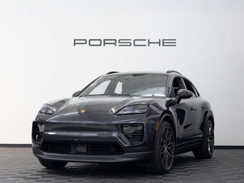 2026 Porsche Macan 4