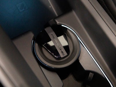 2026 Porsche Macan 4