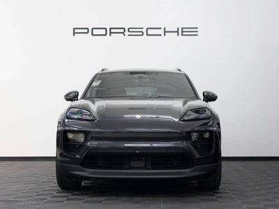 2026 Porsche Macan 4