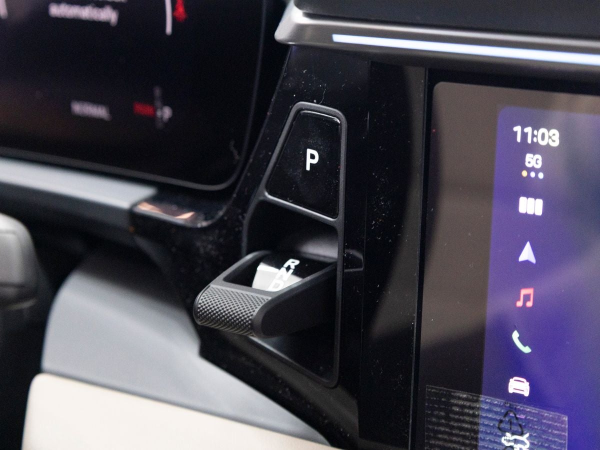 2026 Porsche Macan 4