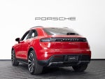 2026 Porsche Macan 4